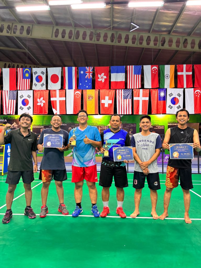 Winners of the 2025 Batam Area Badminton Tournament