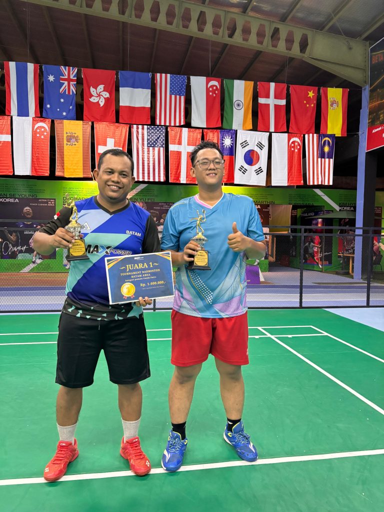 Men’s Doubles - 1st Place: Risky Fadli Pratama & Priyono – Batamindo